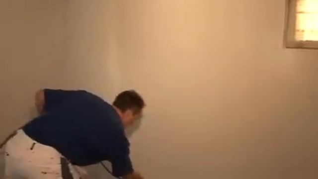 Покраска стен безвоздушным аппаратом Graco (2) смотреть онлайн