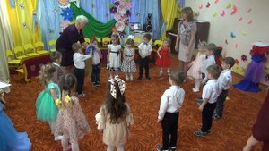 "Путешествие на паровозике" средняя дошкольная разновозрастная группа