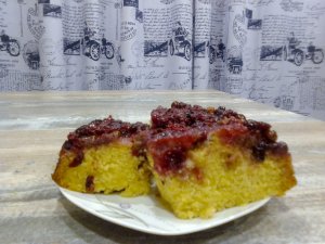 Пирог перевертыш с грецким орехом и с клюквой (1).mp4