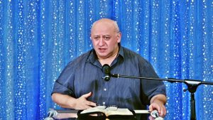 "С кем поведёшься" в плейлисте "Избранное"