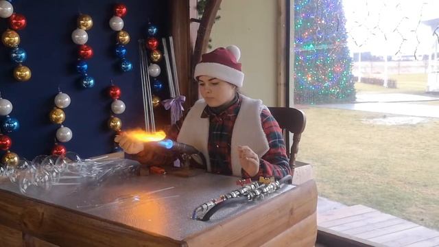 Как делают стеклянные ёлочные шары смотреть онлайн