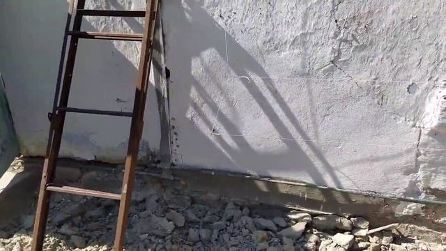 Разгром отмостки по контуру дома, установка окон смотреть онлайн