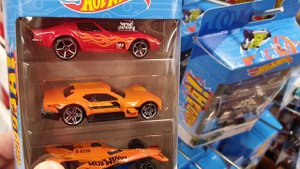 Необычная охота на Hot Wheels. Russian Hot Wheels Peg Hunting. Редкие Хот Вилс!