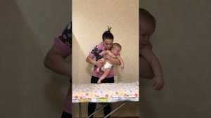 Детский массаж/ходьба у опоры/гимнастика для малышей/упражнения
