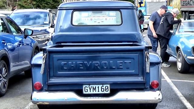 1957 CHEVROLET 3100 смотреть онлайн