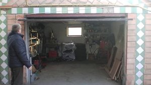 Гаражные самодельные ворота.MP4