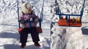 Зимняя прогулка с игрушками (горка, качели). Видео для детей