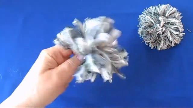 Как сделать помпон в 2 раза больше. Своими руками из пряжи.