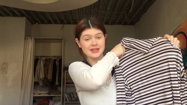 Разбираю вещи, отбираю что мне правда нужно и что не очень смотреть онлайн