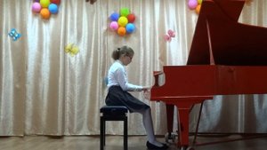 Лебедева Варвара. Ф.Шпиндлер Сонатина(Рондо) ор 157 №4 До мажор, М.Дворжак Джазовый этюд Ля мажор