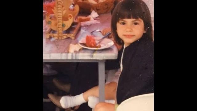 C'è una scena del genere nella serie di Demet Özdemir che! смотреть онлайн