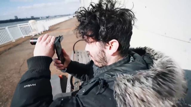 СУПЕРЗУМ за 35$ и за 7000$ в чем разница? // Кейси Найстат Casey Neistat смотреть онлайн