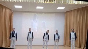 Музыка Е.Зарицкая, слова И.Шевчук «Мамины глаза»