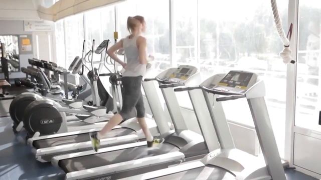 Алина Пономаренко - Тренер по лёгкой атлетике смотреть онлайн