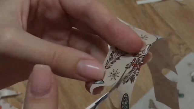 Украшаем ёлку и упаковываем подарки. День Святого Николая. Праздничная Одесса  Влогмас 3