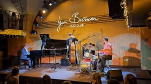 Улица зелёного дельфина. Трио Олега Аккуратова 04.03.24 в @ButmanClub