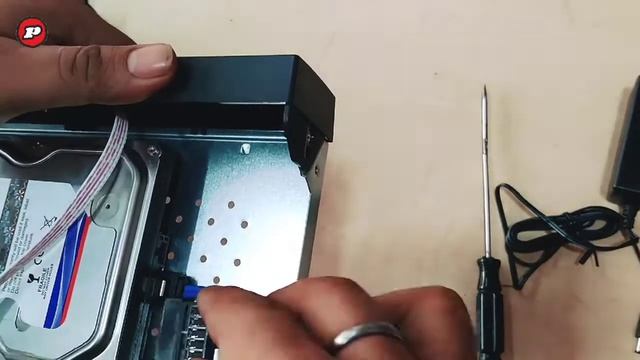 Hikvision TURBO HD Metal DVR DS-7B04HGHI-F1 New Setup first installation unboxing смотреть онлайн