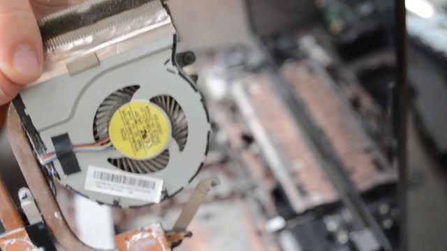 Ремонт кулера ноутбука Lenovo Z580 смотреть онлайн