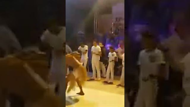 APRESENTAÇÃO MACULELÊ смотреть онлайн