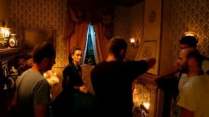 Крепостная за кадром