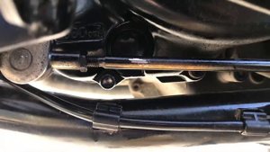 Yamaha Dragstar 400 проверка уровня масла oil level check