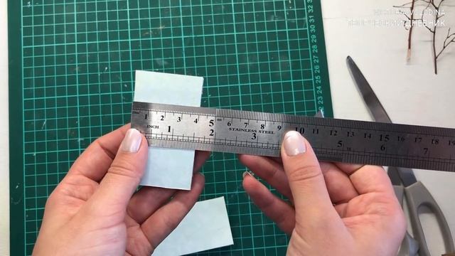 Как сделать елочку из картона. Стильный декор с подсветкой / DIY a Christmas tree out of cardboard смотреть онлайн