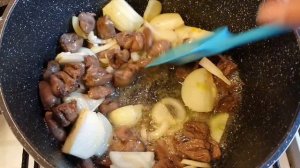 После этого рецепта вы полюбите куриные сердечки! Отличная закуска из куриных сердечек за 30 минут!