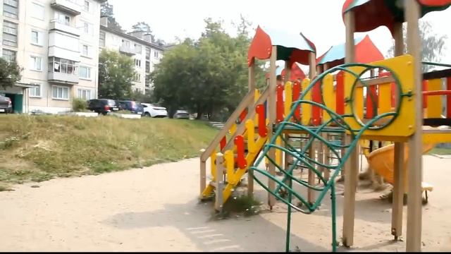 VLOG Детская Супер Площадка. Развлекательный Центр Для Детей КАЧЕЛИ ГОРКА Playground video for kids смотреть онлайн