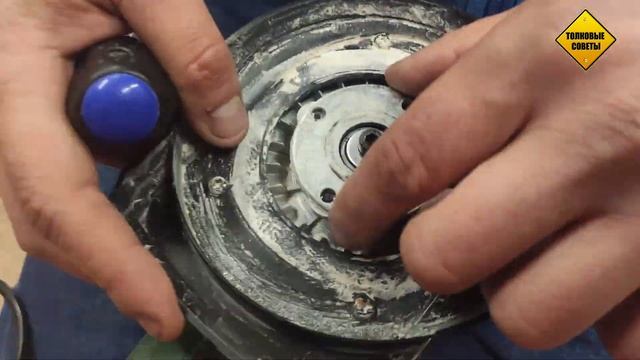 Купил инструмент с гарантией 5 лет. В сервисном центре отказались даже разобрать смотреть онлайн