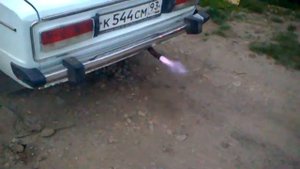 Огонь из выхлопной трубы ВАЗ (допиленная версия)