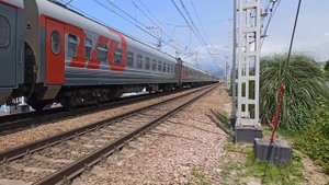 Пассажирский поезд Архангельск - Адлер тянет электровоз 2ЭС4К Дончак | РЖД | Поезд | Железная дорог