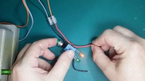 Простая защита от короткого замыкания для зарядки или блока питания
