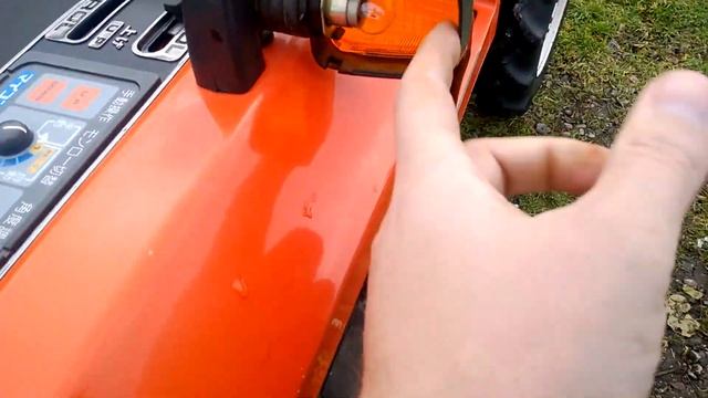 Мини трактор Kubota X 20 D смотреть онлайн