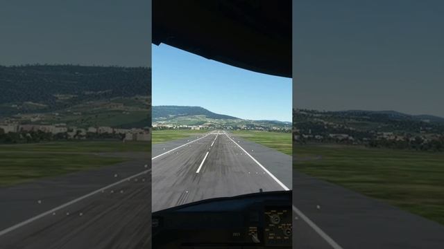 Landing at Florence Airport. Airport in Italy mfs2020 #shorts