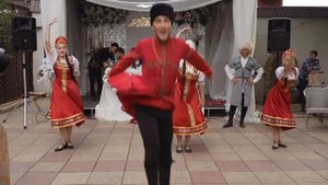 Шоу Группа Dagi - Танец Клубничка