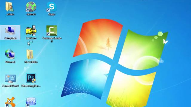 Disable Your Laptop's Webcam to Protect Your Privacy смотреть онлайн