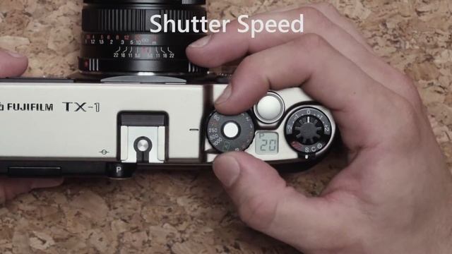 FUJIFILM TX-1 / HASSELBLAD XPAN смотреть онлайн