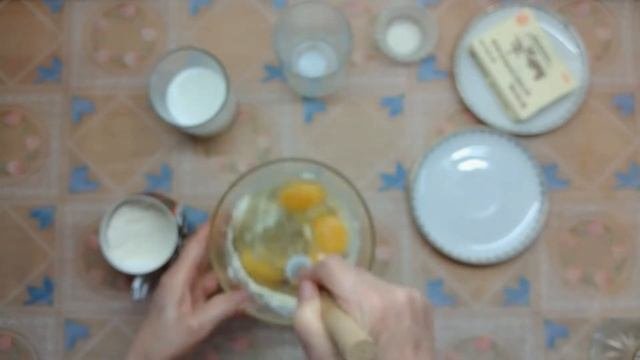 Пирожные эклеры - рецепт.