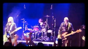 Нервы - Кому Ты Звонишь Когда Ты В Гавно...