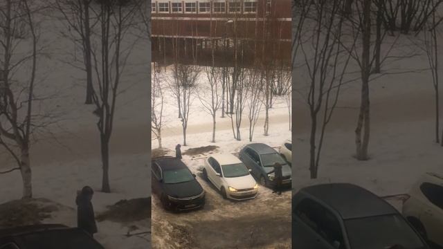 Приколы на дорогах! Женщина за рулём приколы приколы