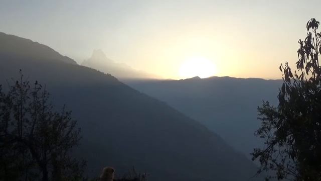 Рассвет в горах смотреть онлайн