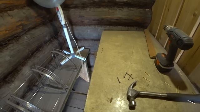 Ремонт бани. 1 серия "Начало" Разбираем внутреннюю отделку. Убираем кирпичную печь. Углубляем пол.