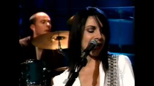 PJ Harvey - This is Love (Jay Leno  2001)