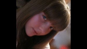 Слишком  дорога мне!Кристина,я люблю  тебя!