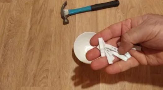 Простейшая самоделка из хлебных зажимов. Сделай сам и удиви!