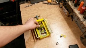 Самодельные тиски для сверлильного станка А vise for the drill press homemade