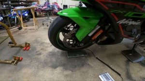 2018 Suzuki GSXR1000R VS 2021 Kawasaki ZX10R Weight Comparison