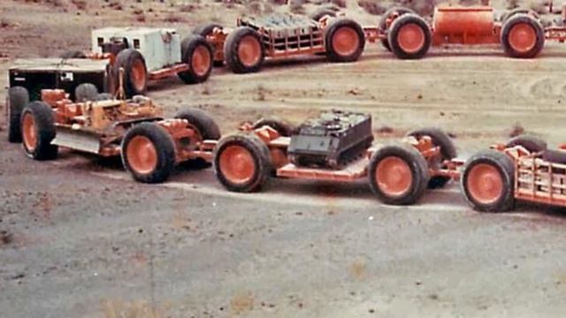 ЗАЧЕМ В США СОЗДАЛИ САМЫЙ ДЛИННЫЙ ТЯГАЧ В МИРЕ? Автопоезд, длиною в 173 метра. смотреть онлайн