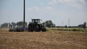 Claas Axion 940 + Lemken Karat 9 . Grubber