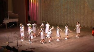 Танец "Берёзки".